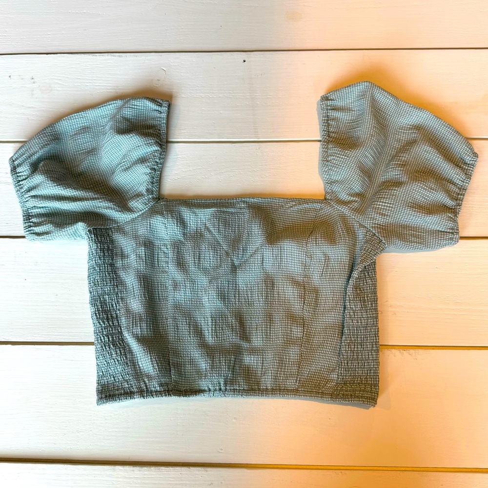 FOREVER 21 Tiny Gingham Cropped Top with puff sleeves Sage White